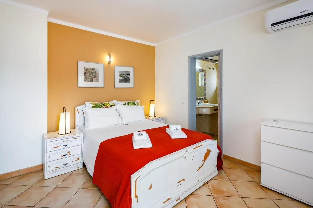 Villa Nobre By The Portuguese Butler Albufeira 0*,  Portugal